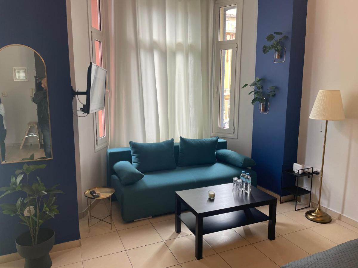 Studio 9 Thessaloníki Luaran gambar
